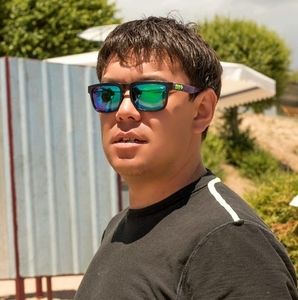 Meet your Posher, Владимир